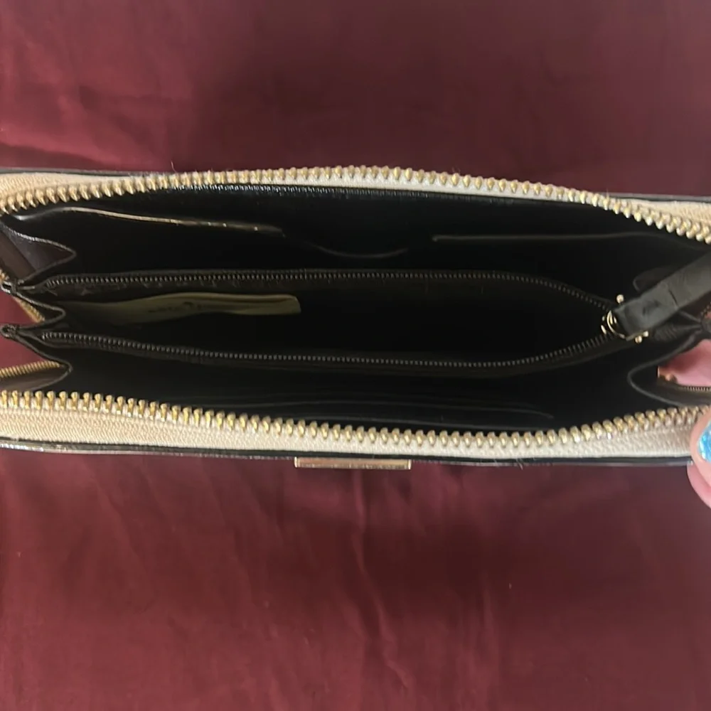 kate spade wallet wristlet - Picture 8 of 9